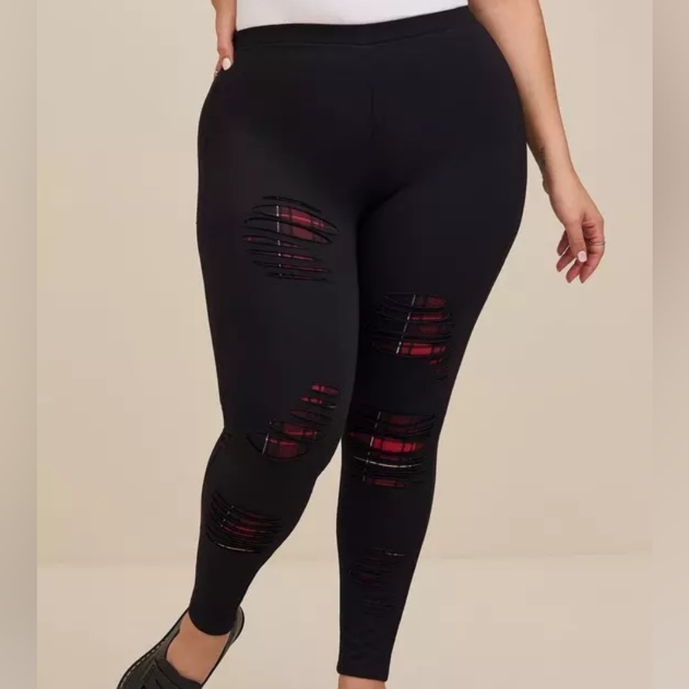 Torrid Black Shredded Leggings Red & Black Plaid Peek Thru Women Plus 4X